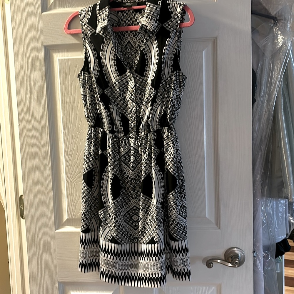 Alfani petite dress. Size 6P.  Black and white.